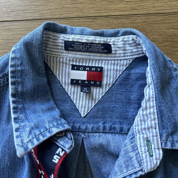Tommy Jeans Hilfiger Long Sleeve Button Up Blue Denim Pocket Men’s M Classic - Picture 3 of 11